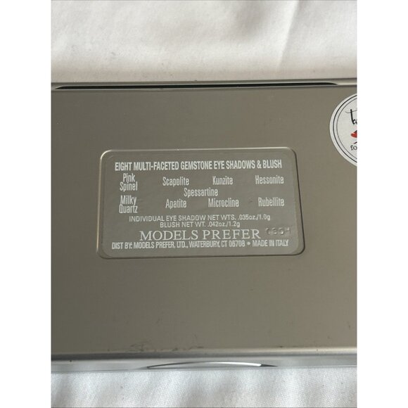 Models prefer Eight multi-faceted gemstone eye shadows & blush Pastel lite color - Picture 12 of 12